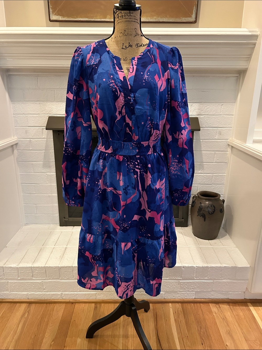 Abstract Blue & Pink Long-Sleeve Tiered Dress